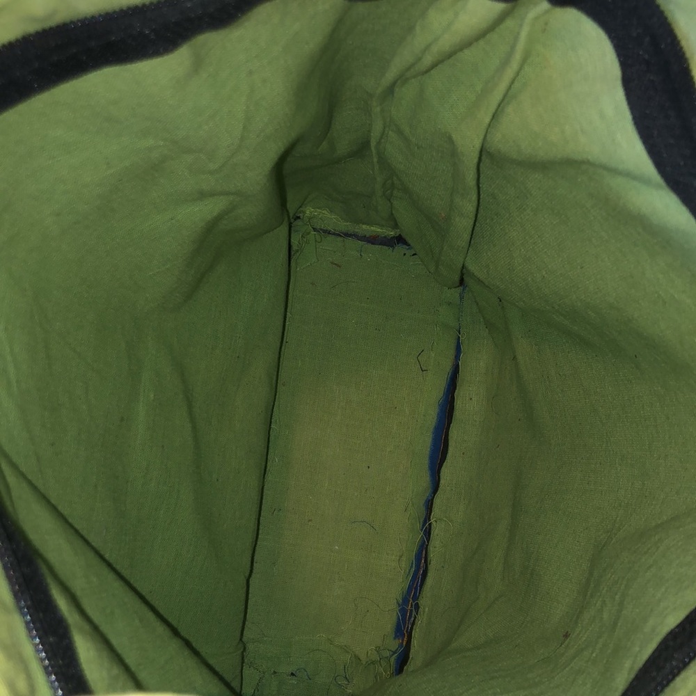 Unique tote - Picture 3 of 5